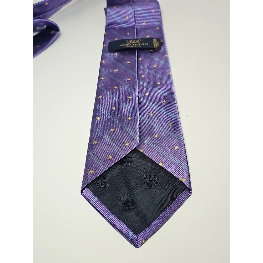Brooks Brothers Men's Purple Necktie 100%‎ Silk Hand Made  in USA